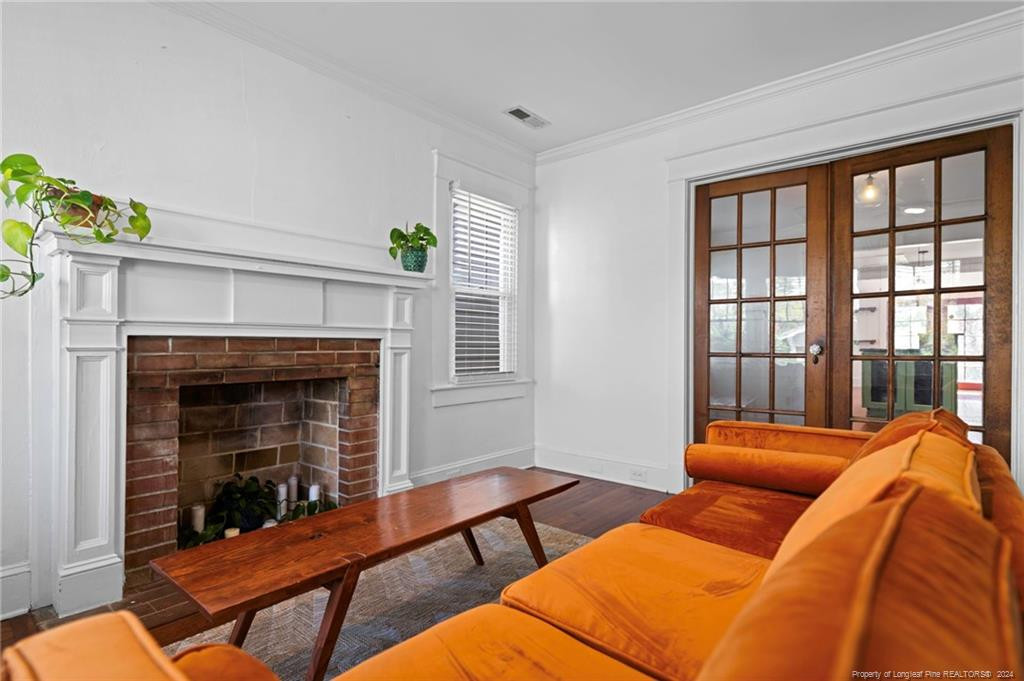 1914 Nun Street Property Photo 10
