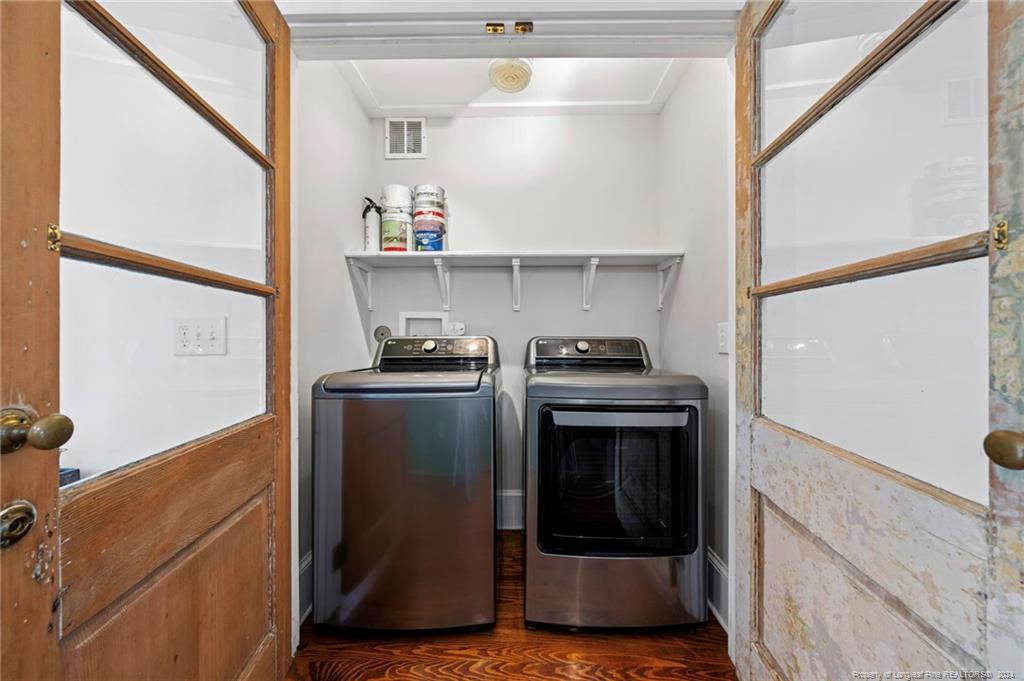 1914 Nun Street Property Photo 28
