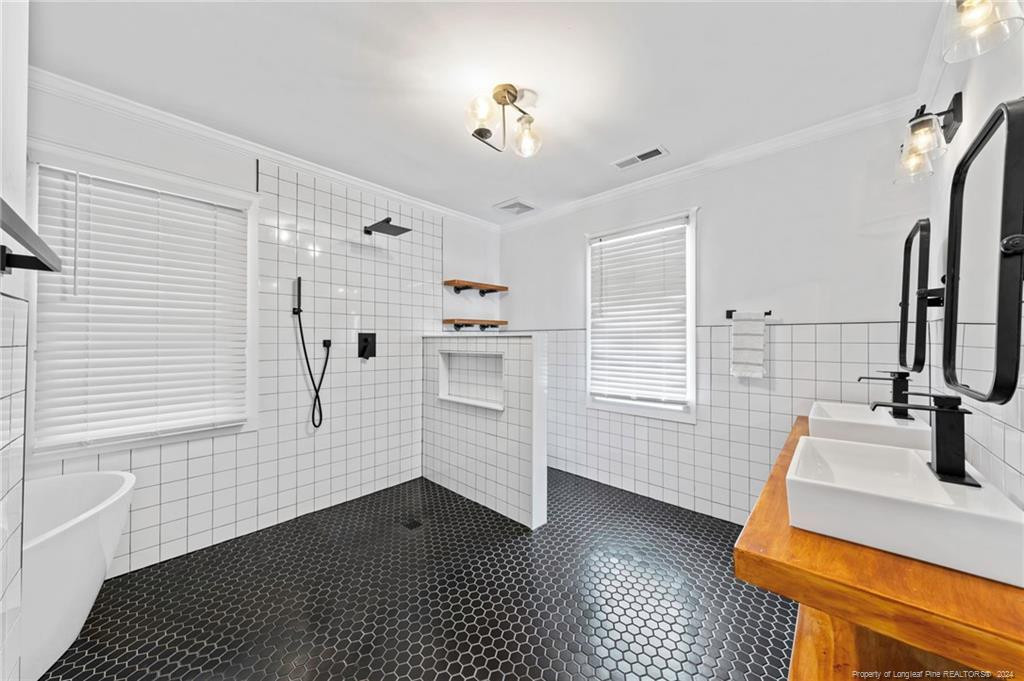 1914 Nun Street Property Photo 39