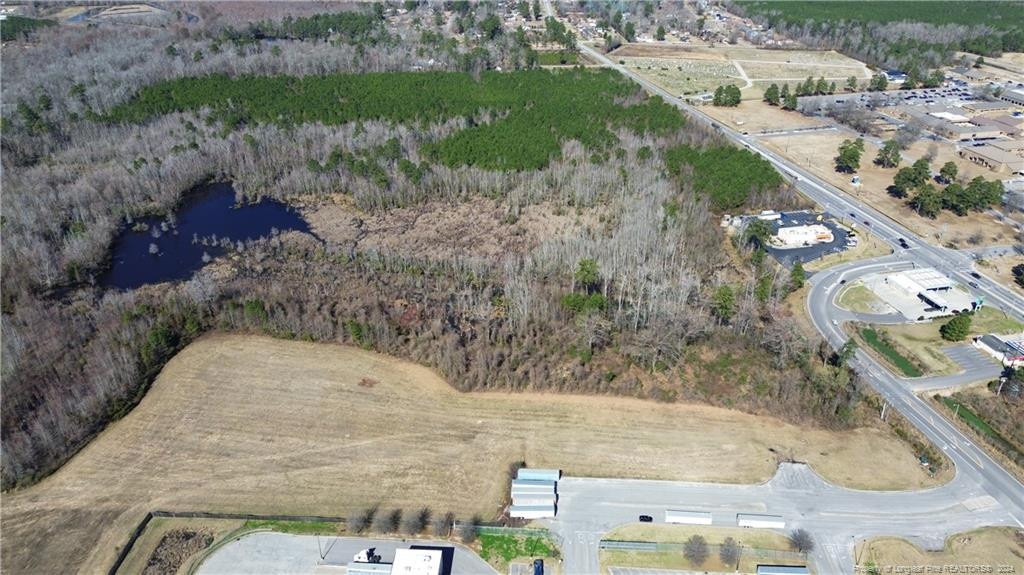 Ne Dawn Drive Property Photo 4