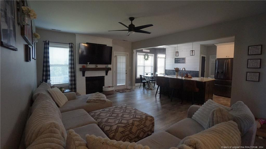 37 Triple Crown Court Property Photo 9