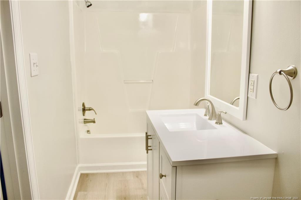 105 Goodyear Avenue Property Photo 7