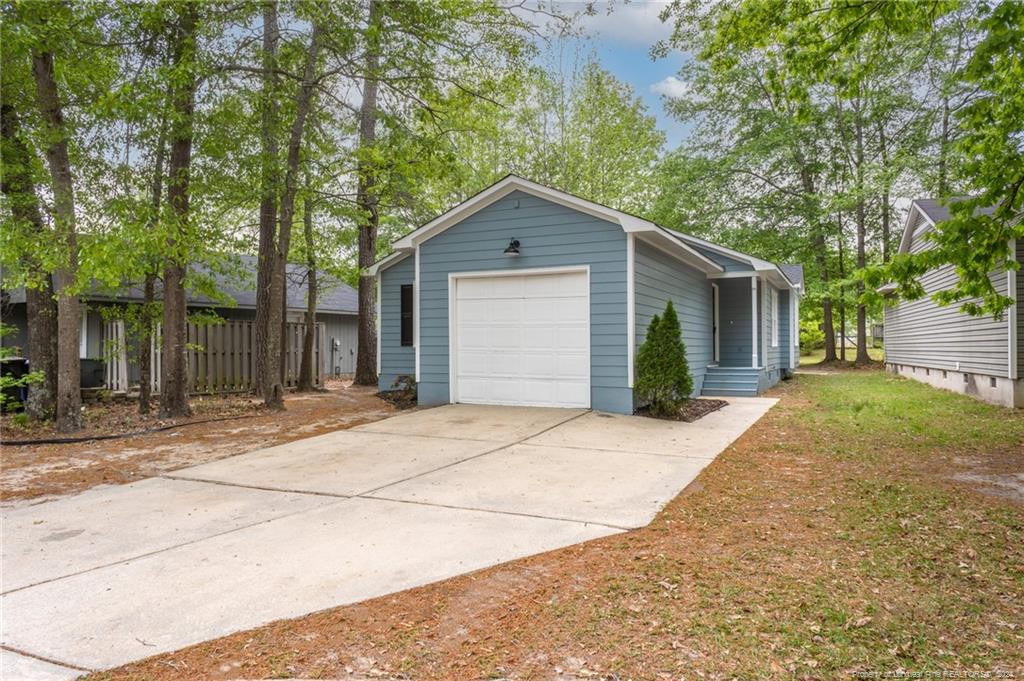 2727 Rivercliff Road Property Photo 1