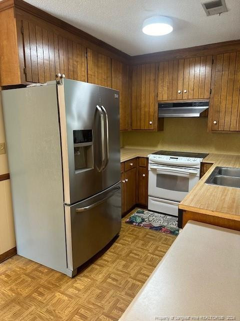 1689 Bull Street Property Photo 4