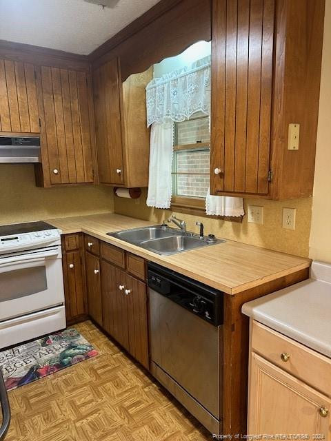 1689 Bull Street Property Photo 5