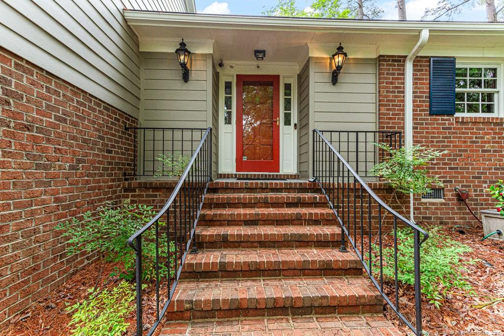 510 Thorncliff Drive Property Photo 4