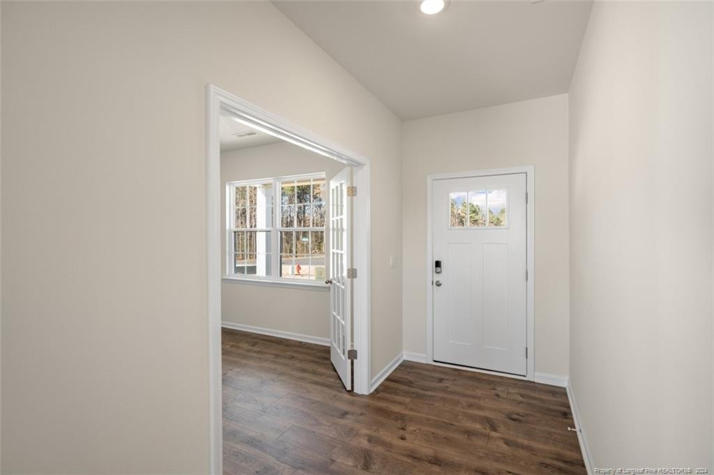 77 Finsbury Court Property Photo 6