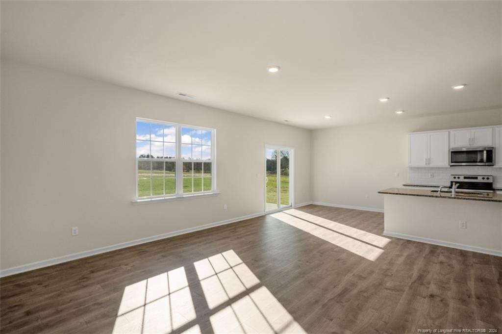 77 Finsbury Court Property Photo 18