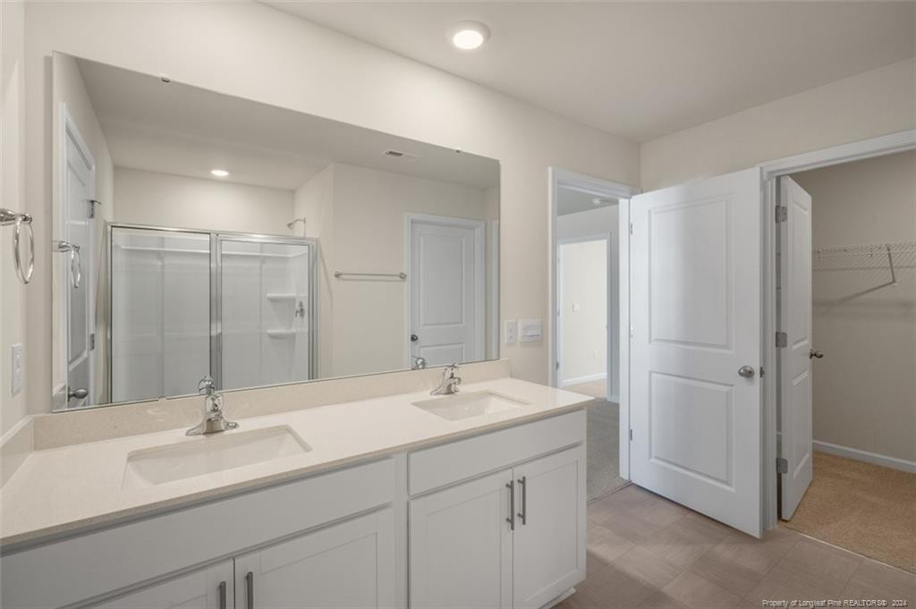 77 Finsbury Court Property Photo 29