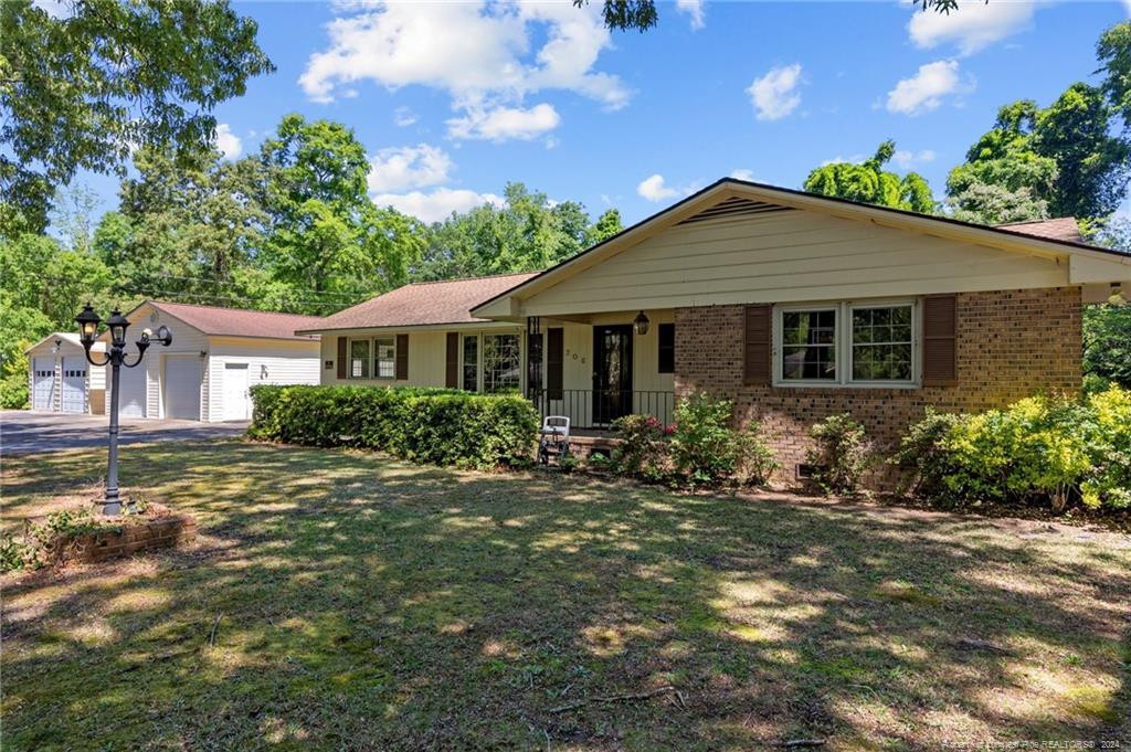 206 W Rockingham Road Property Photo 2