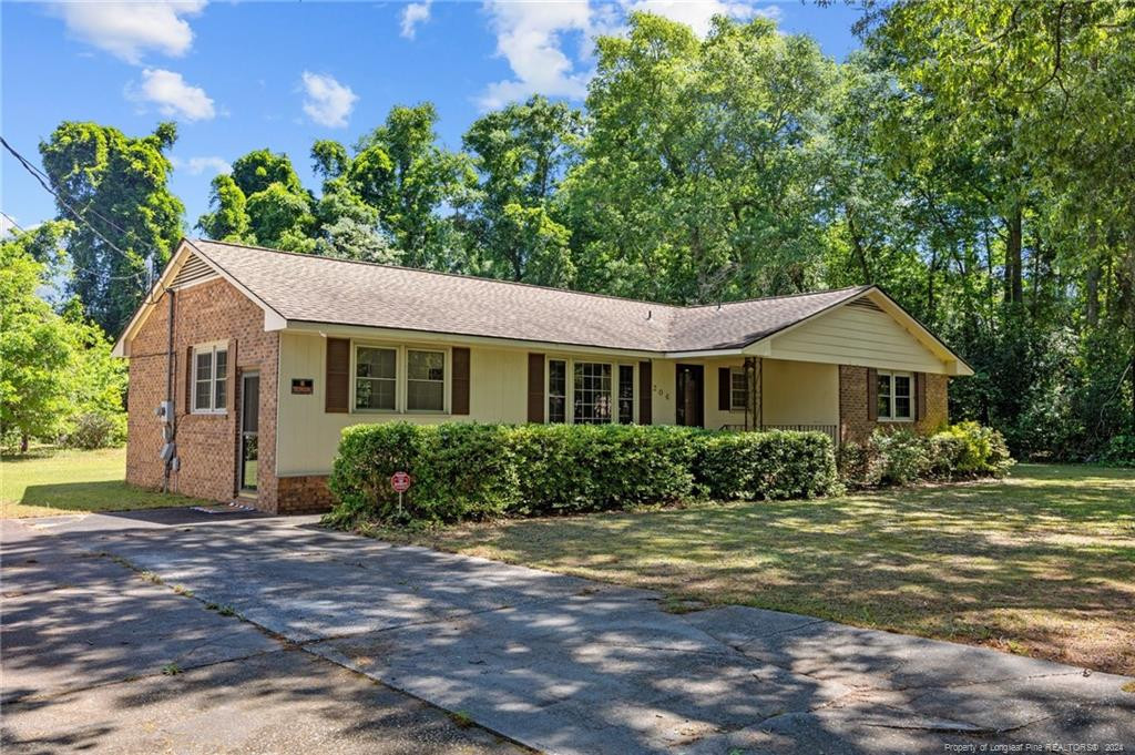 206 W Rockingham Road Property Photo 3