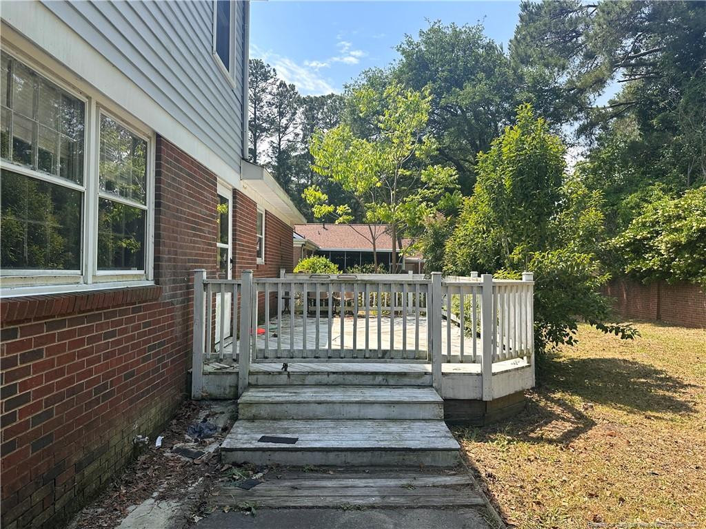 306 W 33rd Street Property Photo 2