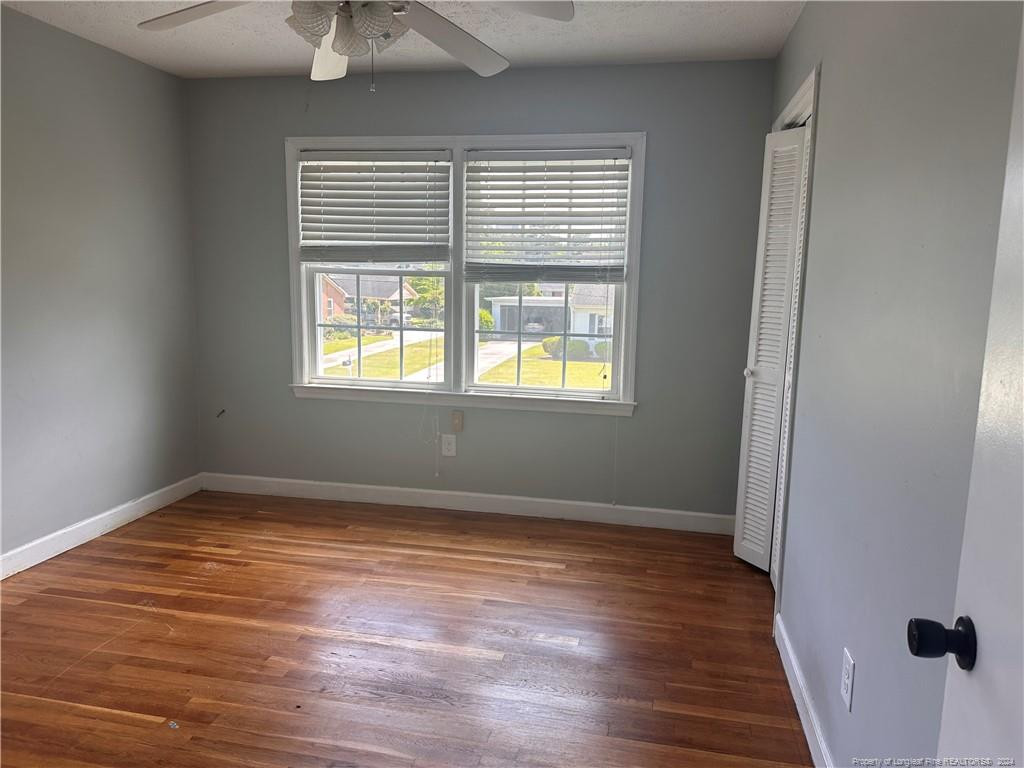 306 W 33rd Street Property Photo 20
