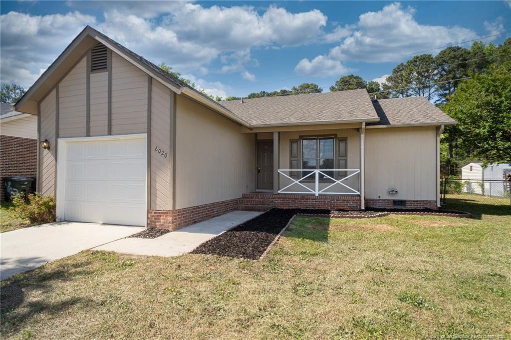6020 Eaglechase Drive Property Photo 1
