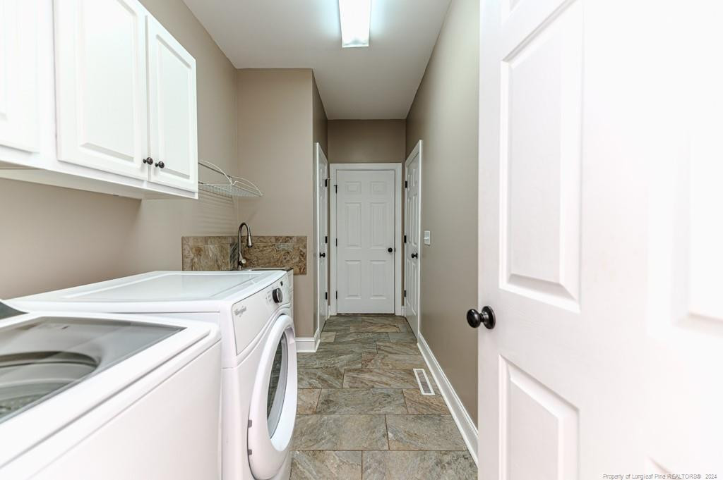 2613 Bristol Way Property Photo 37