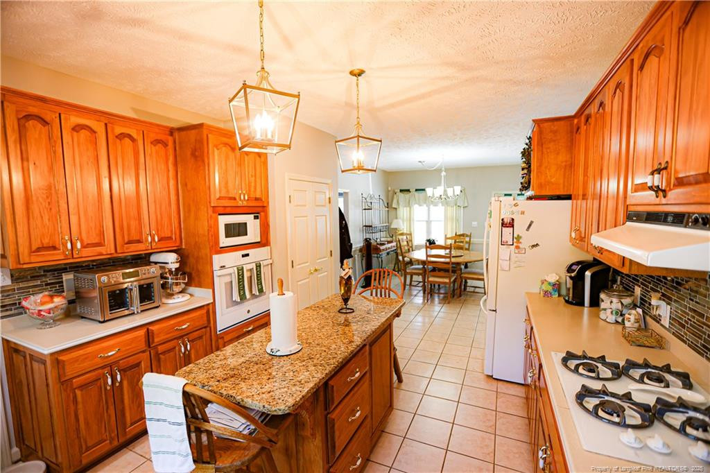 1110 Spanish Oak Lane Property Photo 16