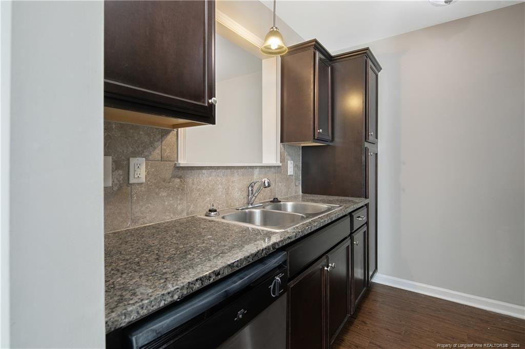 2661 Middle Branch Bend Property Photo 4