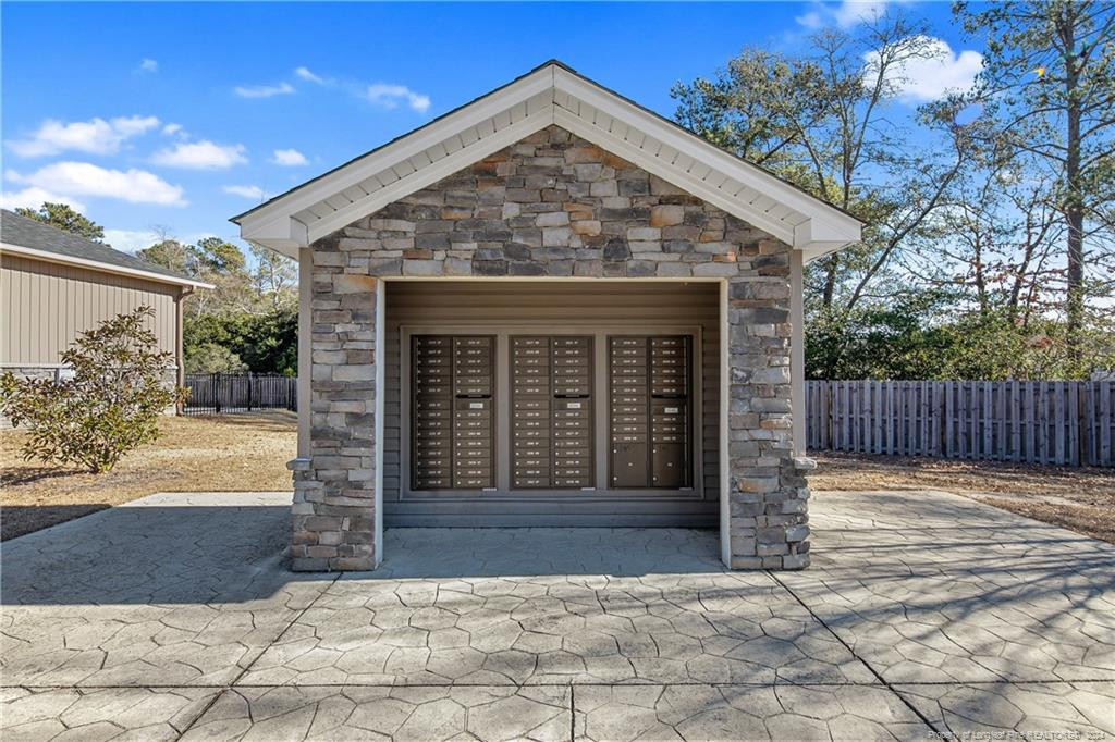 2661 Middle Branch Bend Property Photo 12