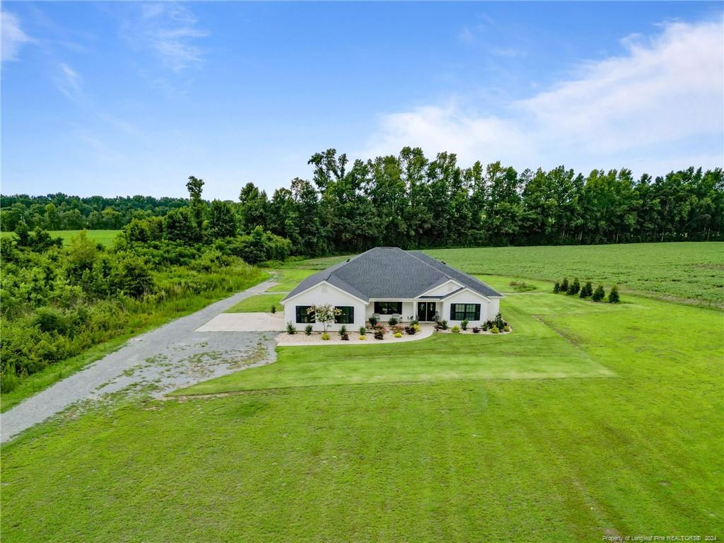 6901 Autryville Road Property Photo 1