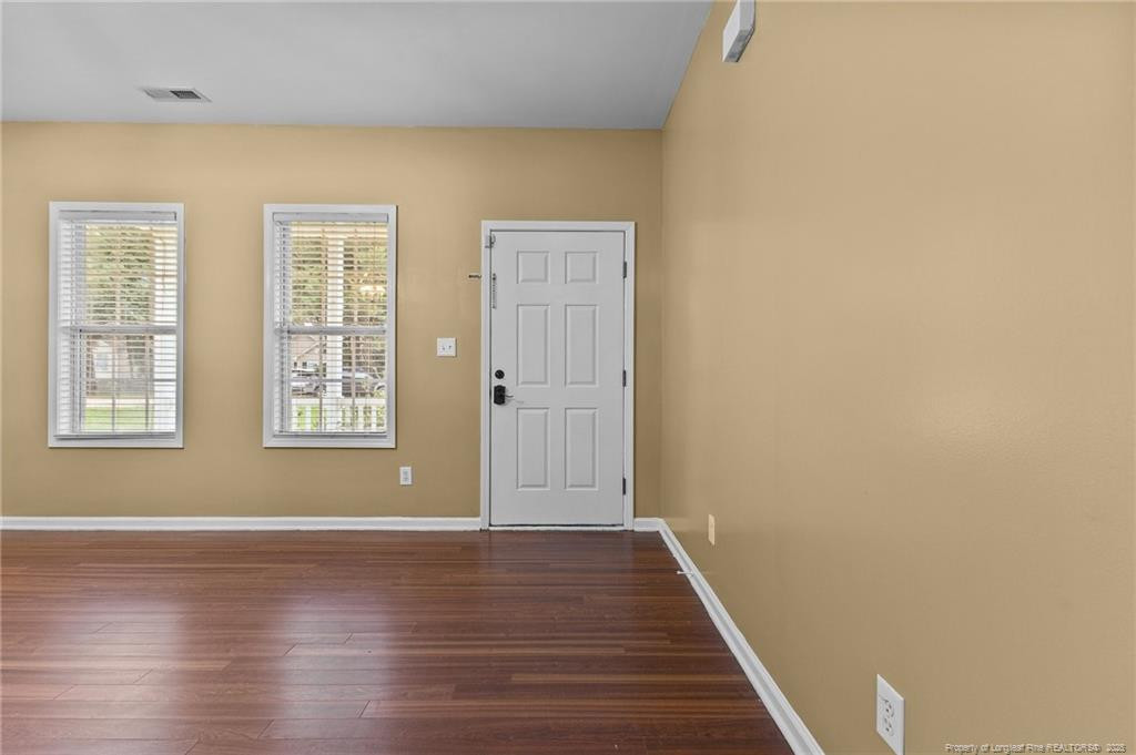 60 Hunters Way Property Photo 4