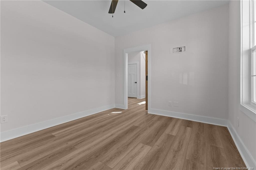 427 Stable Court Court Property Photo 31