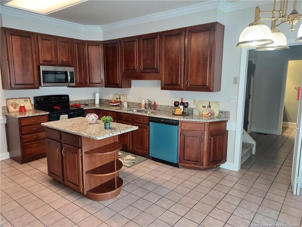 428 Harlow Drive Property Photo 11