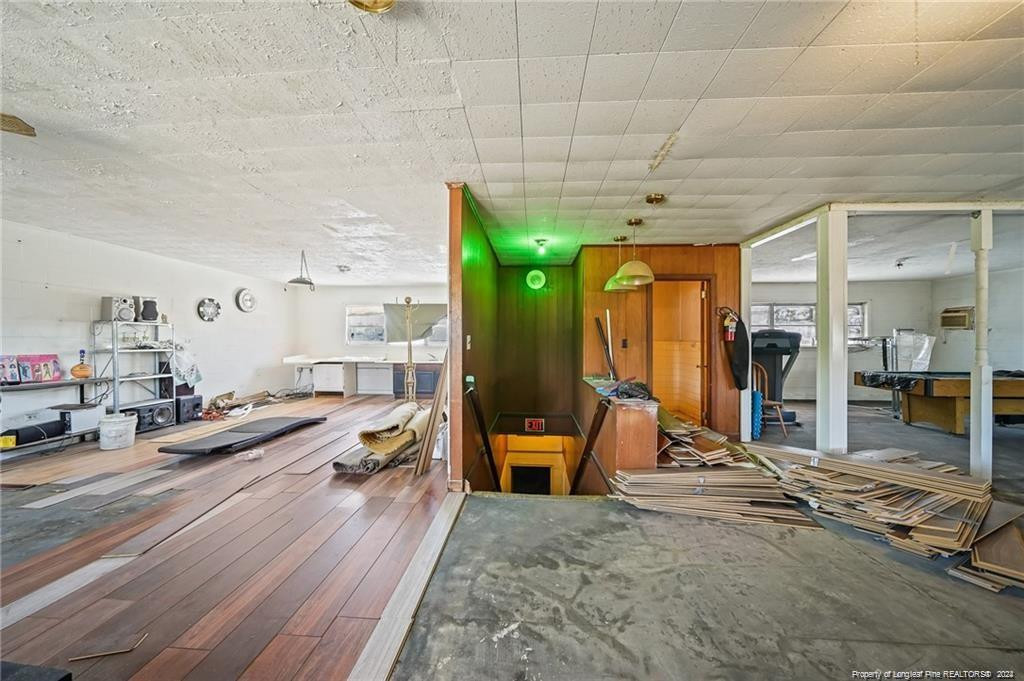 100 Poe Avenue Property Photo 24
