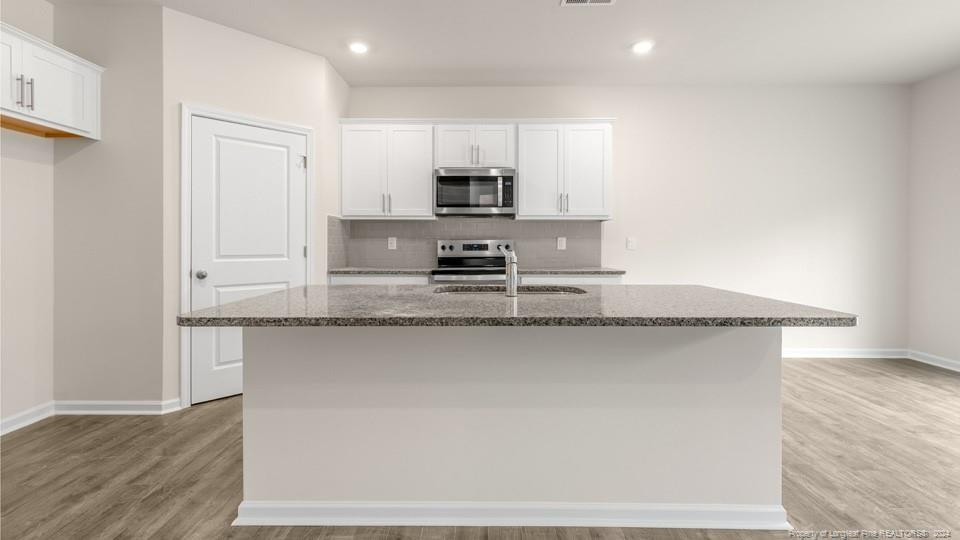 899 Misty Creek Drive Property Photo 11
