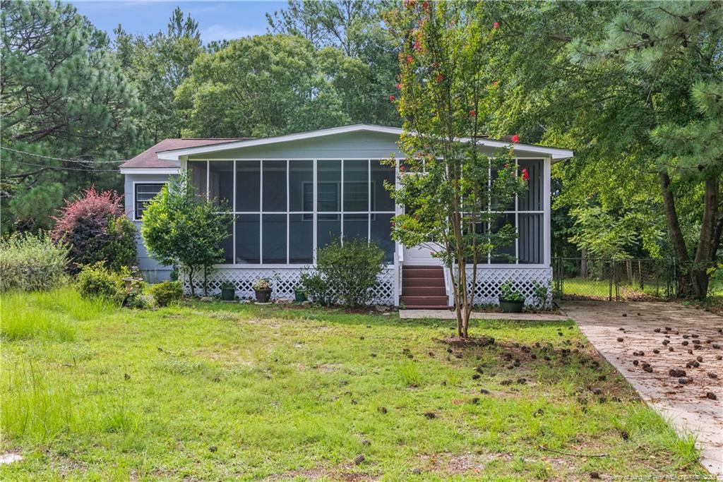 805 Minurva Court Property Photo 3