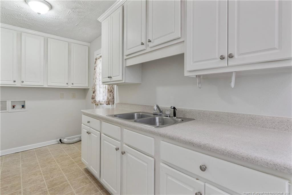 805 Minurva Court Property Photo 11