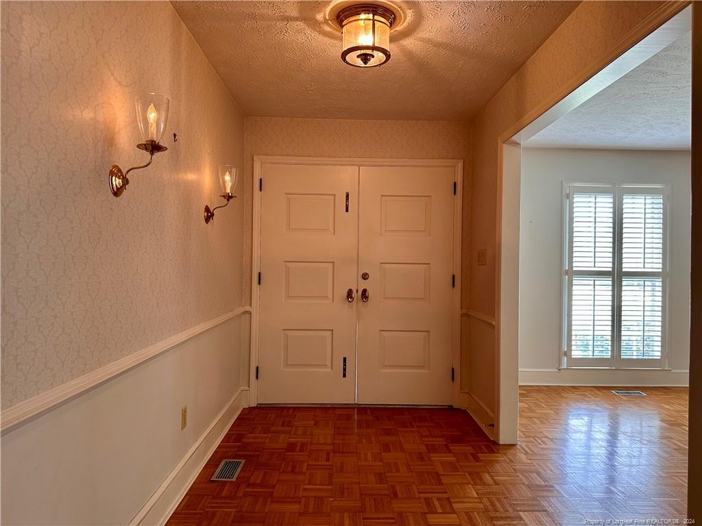 3580 Rosewood Drive Property Photo 4