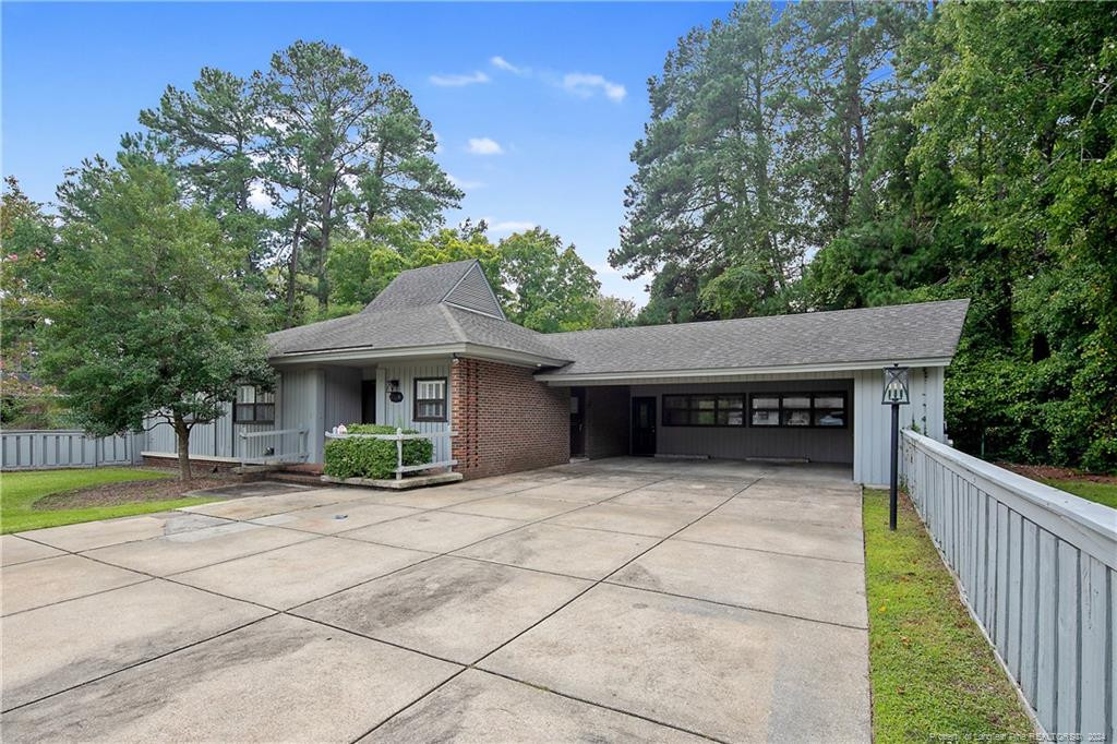2116 Winterlochen Road Property Photo 2