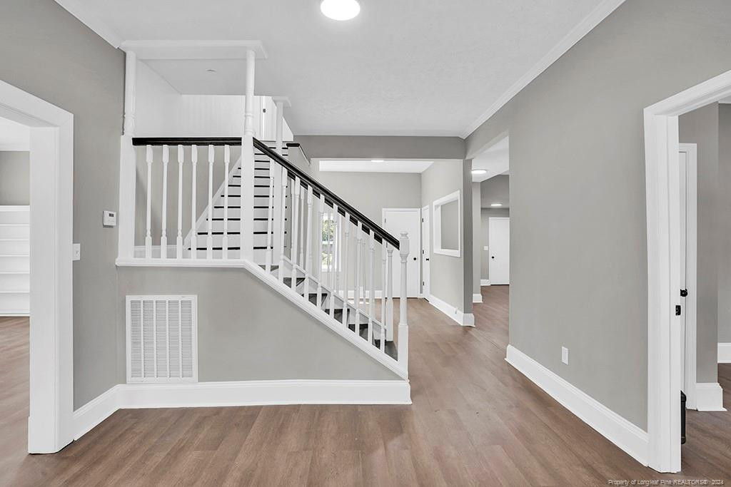 201 N College Street Property Photo 9