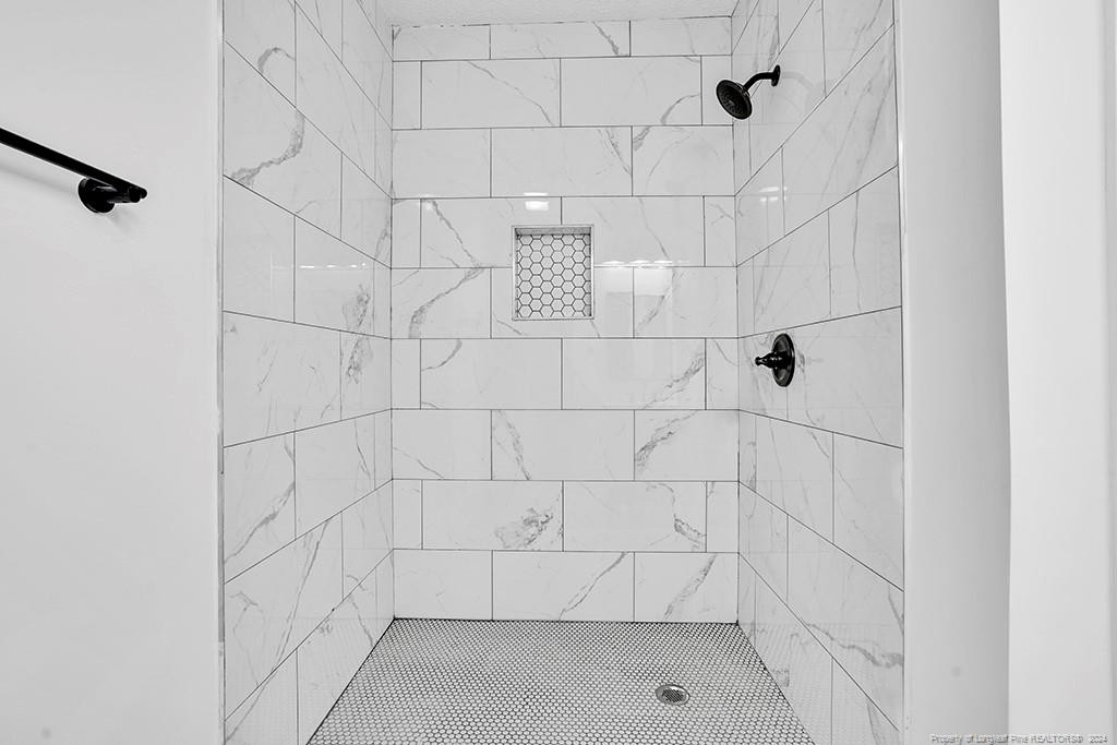201 N College Street Property Photo 35