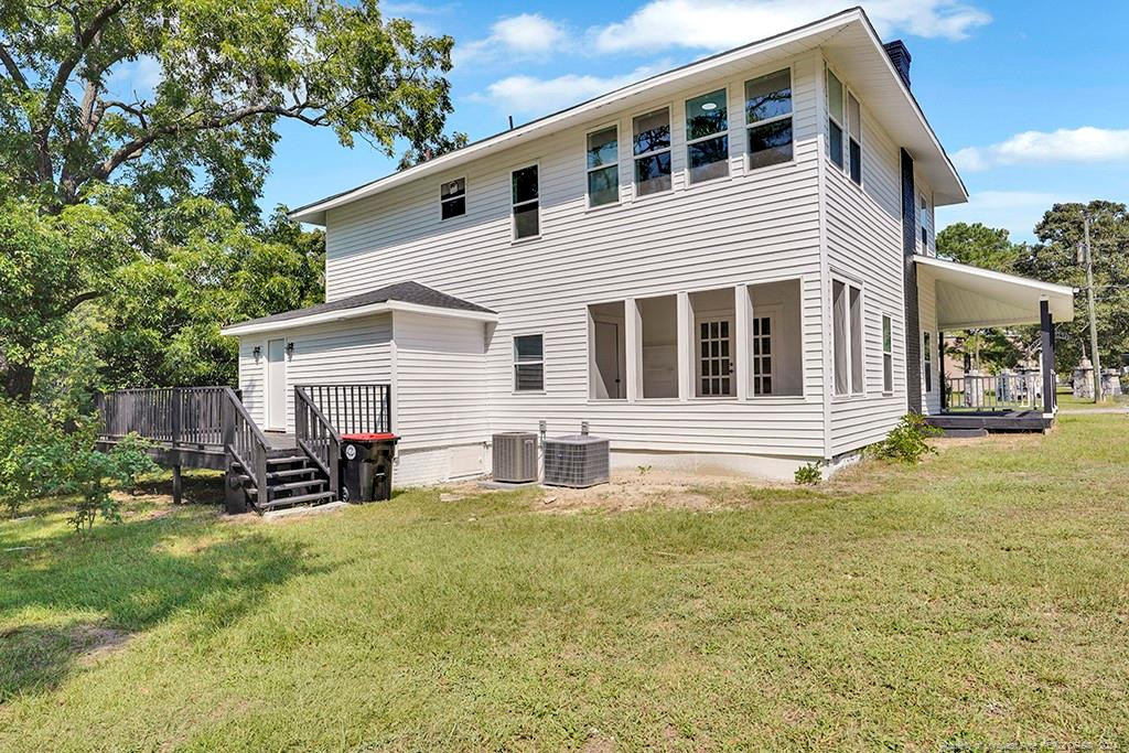 201 N College Street Property Photo 49