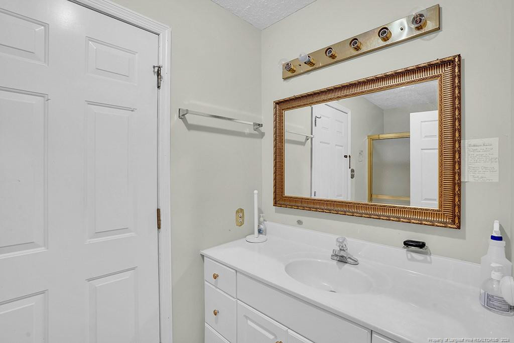 6209 Whitehall Drive Property Photo 28