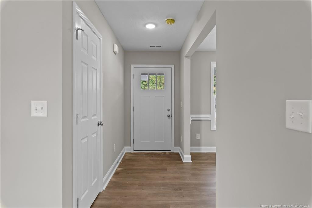 118 Return Drive Property Photo 5