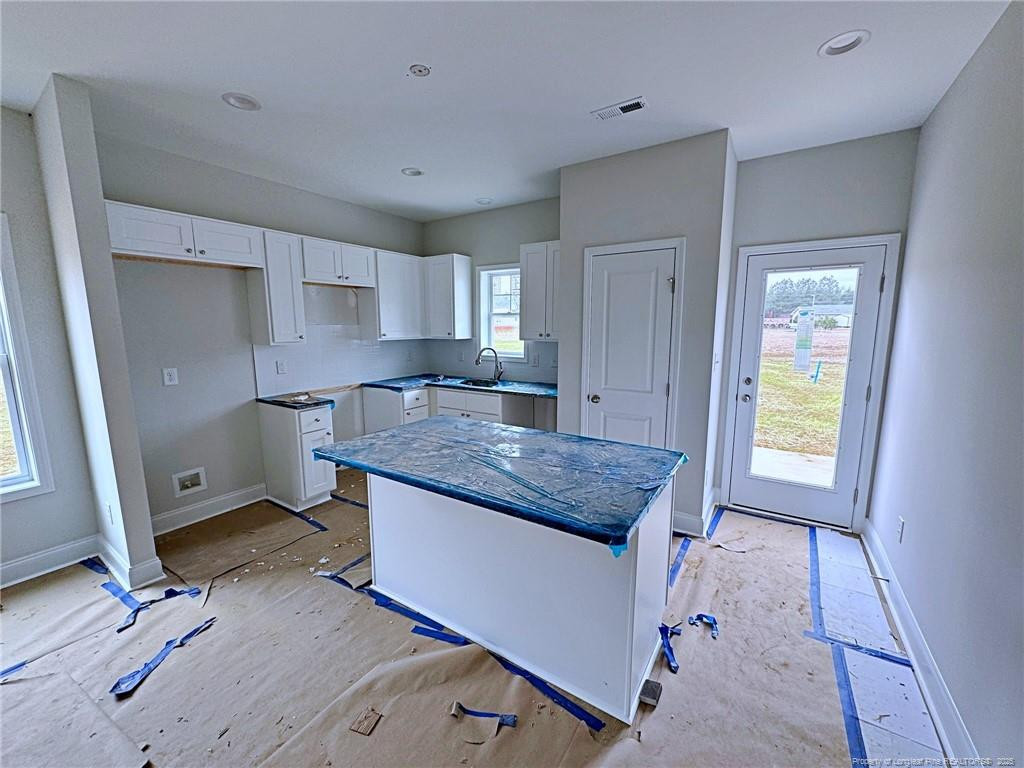135 Glencove Drive Property Photo 3