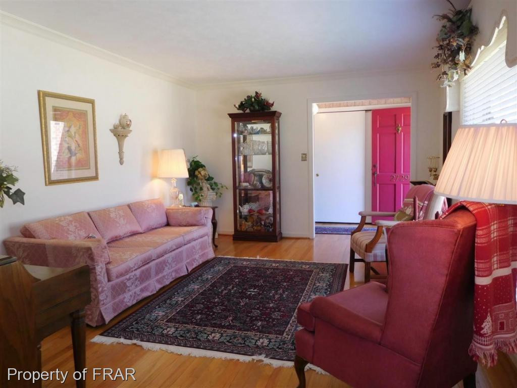 2729 Colgate Drive Property Photo 7