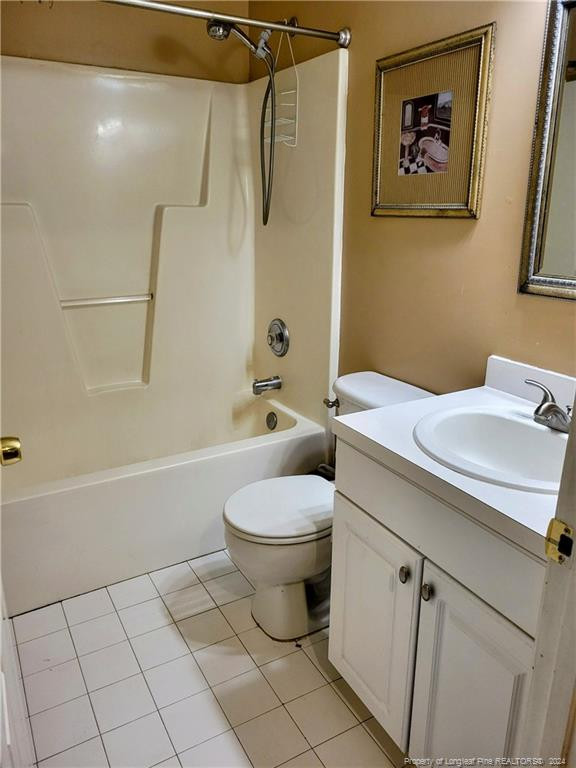 8741 Grouse Run Lane Property Photo 23