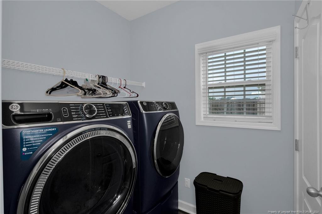 5733 Pondhaven Drive Property Photo 27