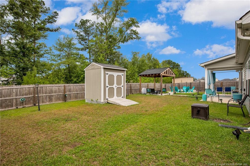 5733 Pondhaven Drive Property Photo 32