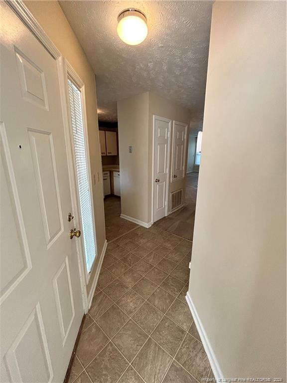 962 Stewarts Creek Drive # 7 Property Photo 3