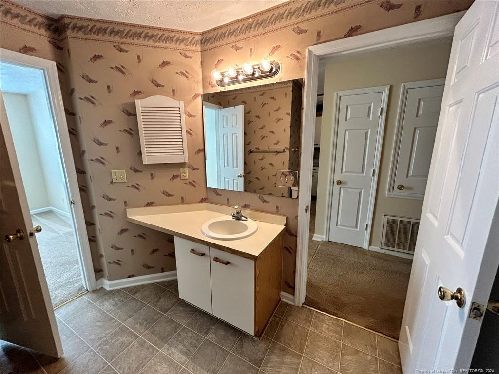 962 Stewarts Creek Drive # 7 Property Photo 8