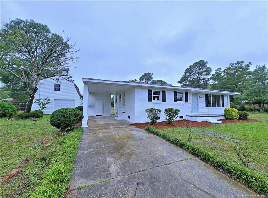 2138 Dillon Drive Property Photo 1