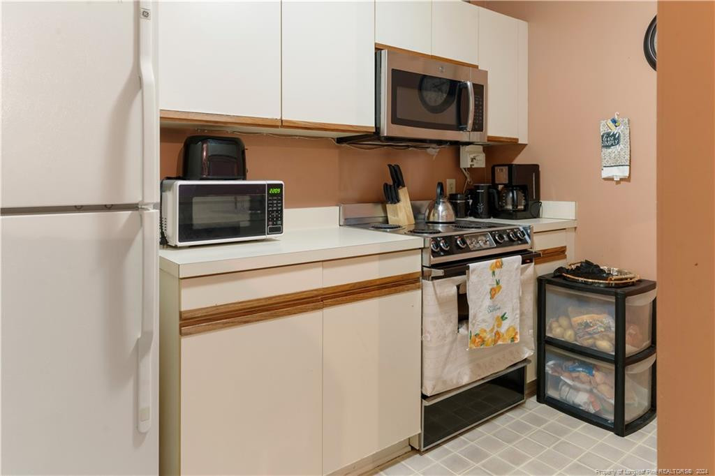 671 Bartons Landing Place # 5 Property Photo 9