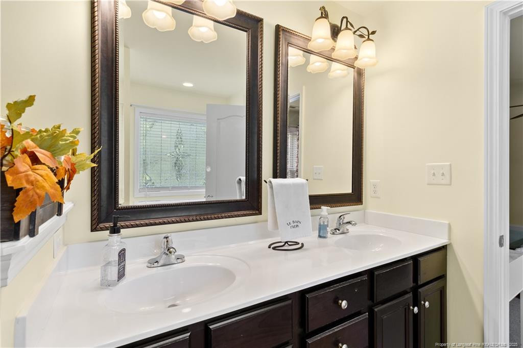 5166 Aberdeen Road Property Photo 7