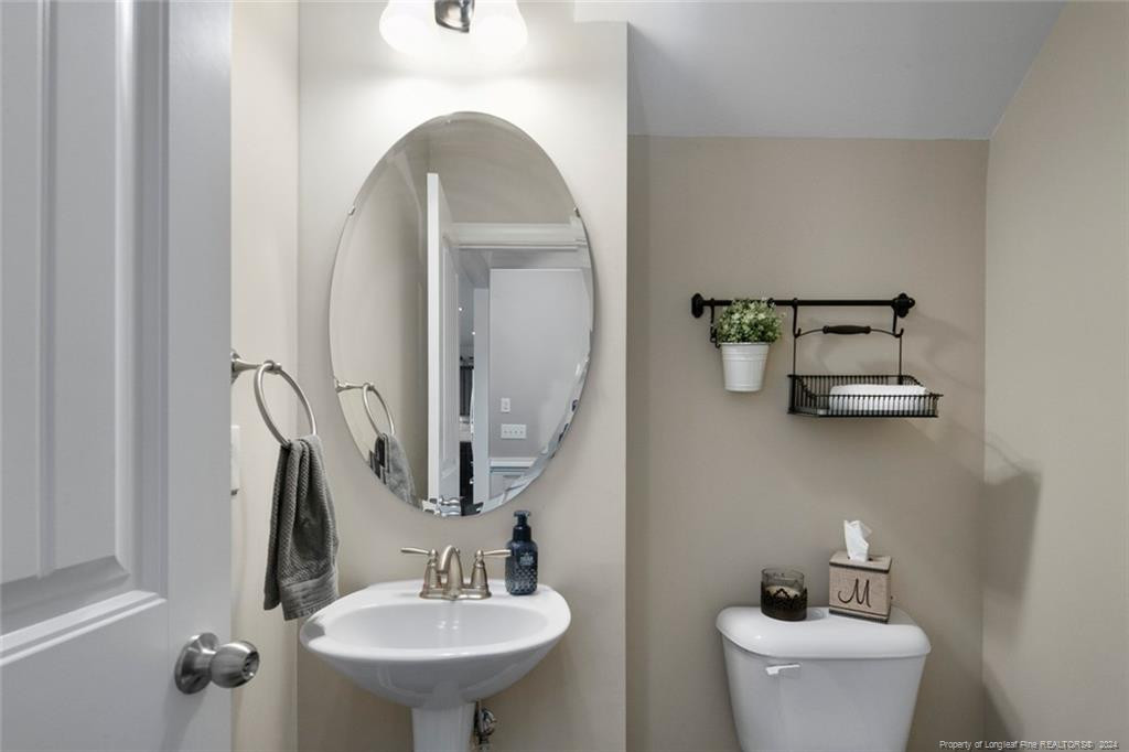 1400 Vergeland Drive Property Photo 10