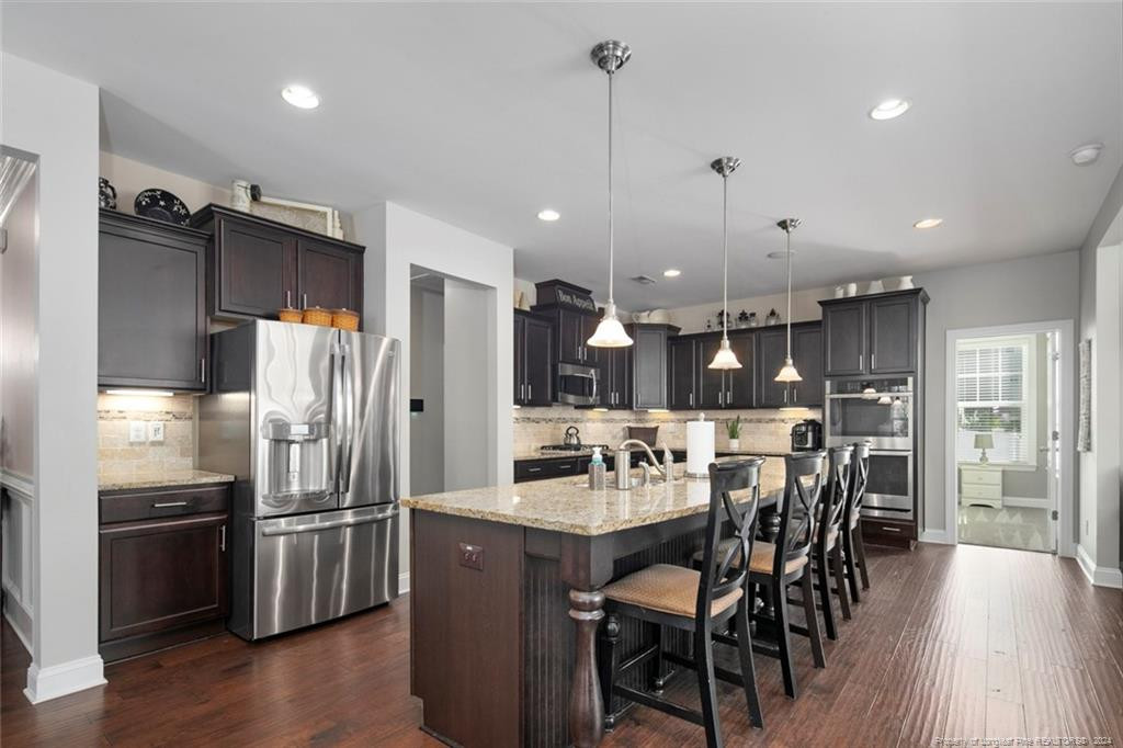 1400 Vergeland Drive Property Photo 14