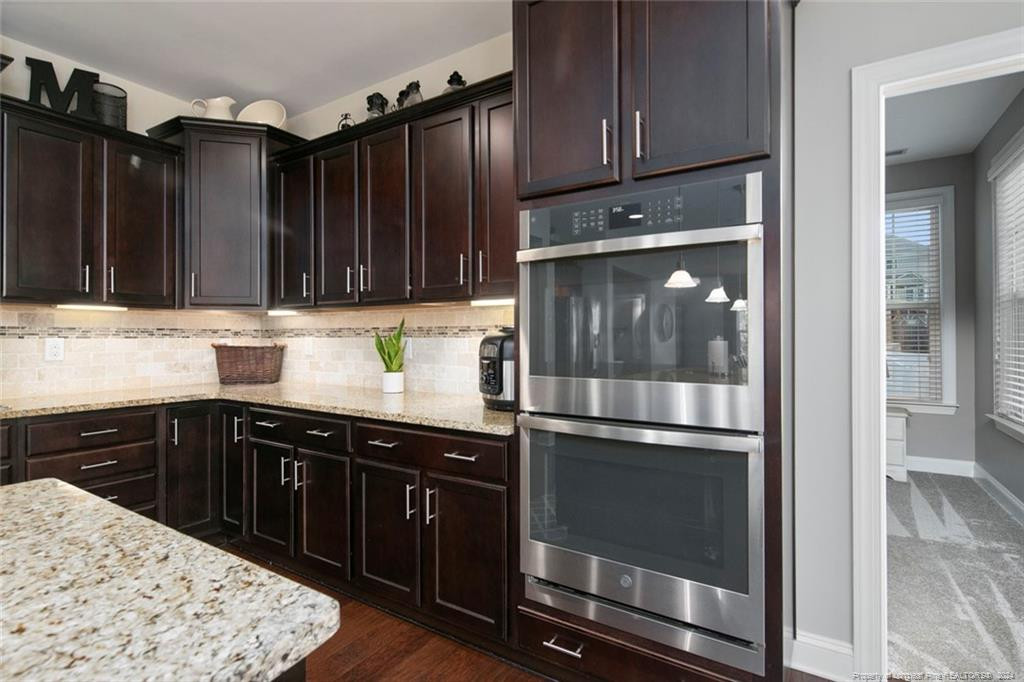 1400 Vergeland Drive Property Photo 16